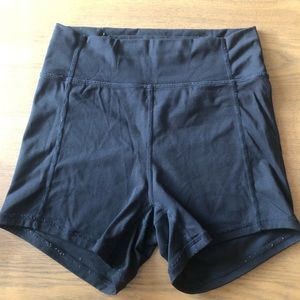 Balance Athletica Harmony 1.0 OG shorts in black